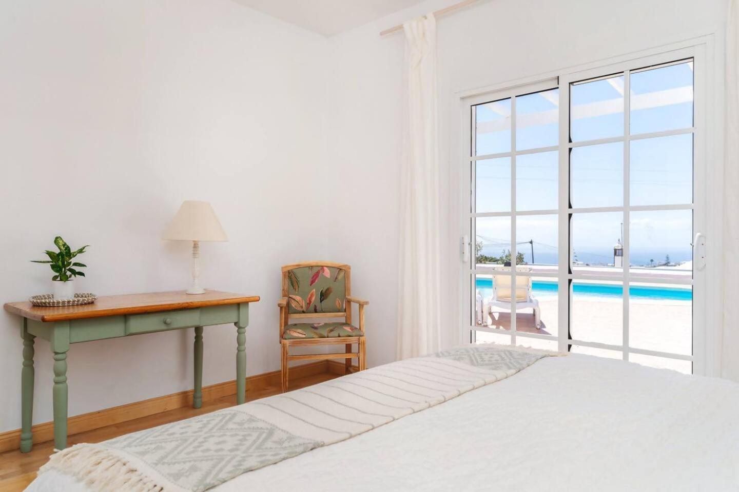 Amazing 3 Bedroom Ocean View With Pool Tías Екстериор снимка